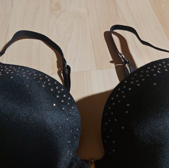 La Senza Black & Gold Rhinestone Bra - Picture 4 of 7